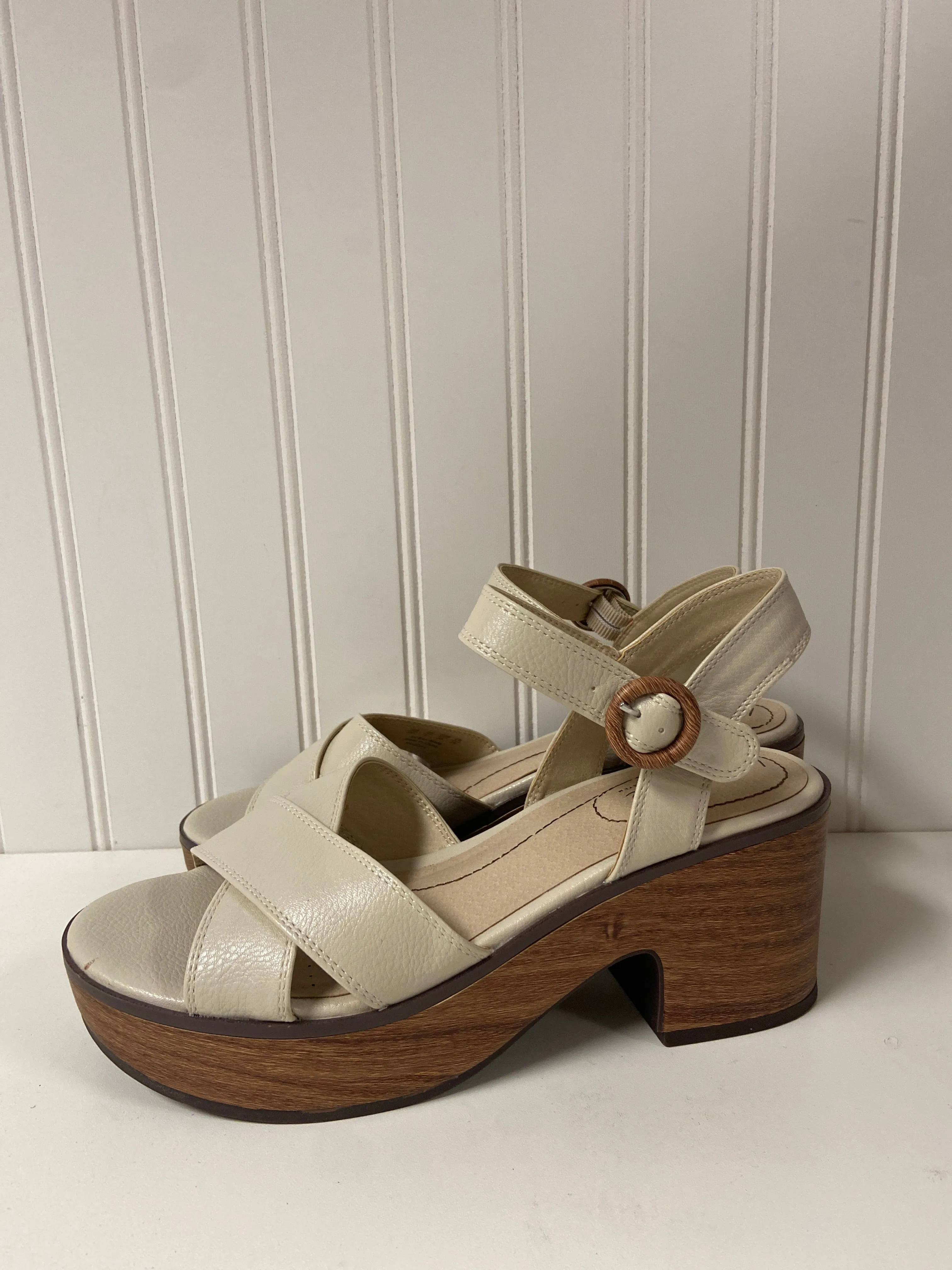 Beige Sandals Heels Block Life Stride, Size 8