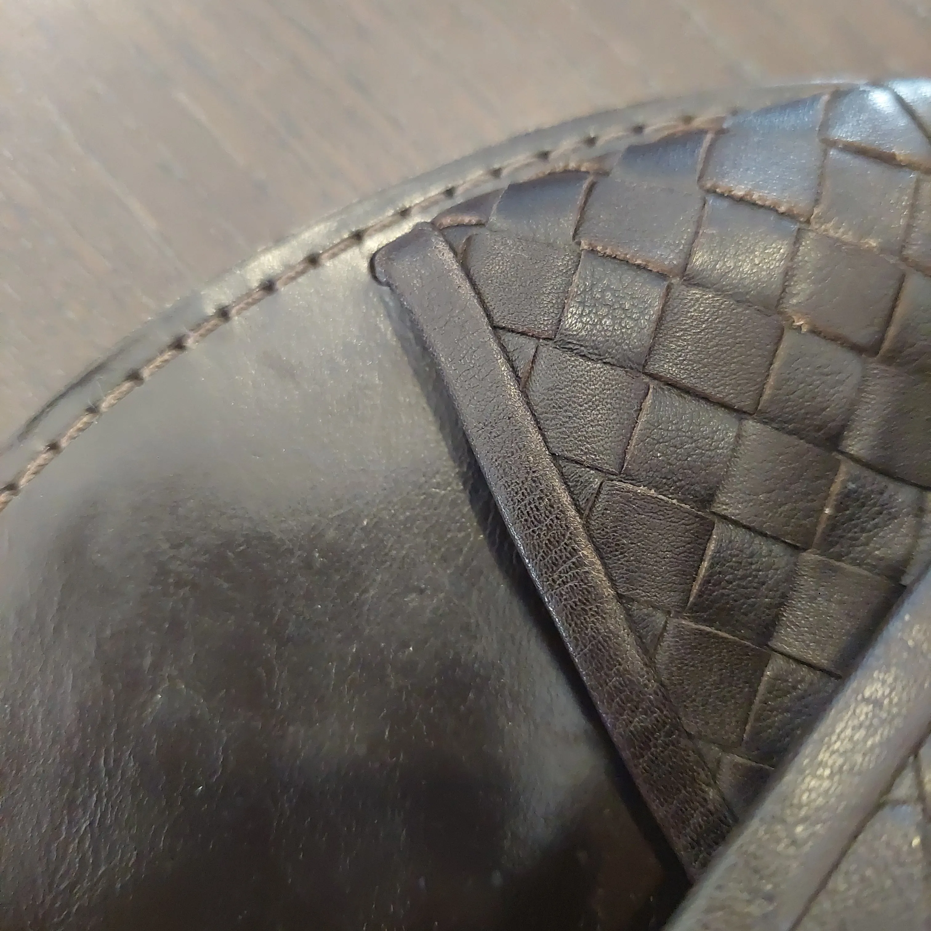 Bottega Venetta Men's Dark Brown Leather Slipper sandals | Pre Loved |