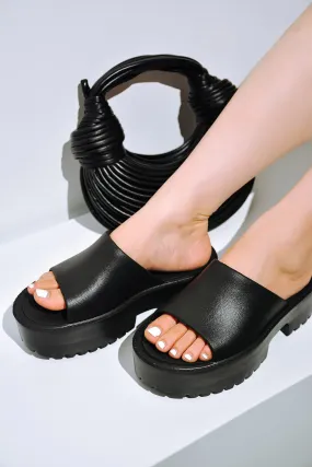 The optimized title for the e-commerce product ORIYA - BLACK could be:

Stylish Oriya Black [Product Type] - Premium Quality, Sleek Design, Perfect for Every Occasion

(Note: Replace [Product Type] with the specific item, such as Dress, Bag, Shoes, etc.)