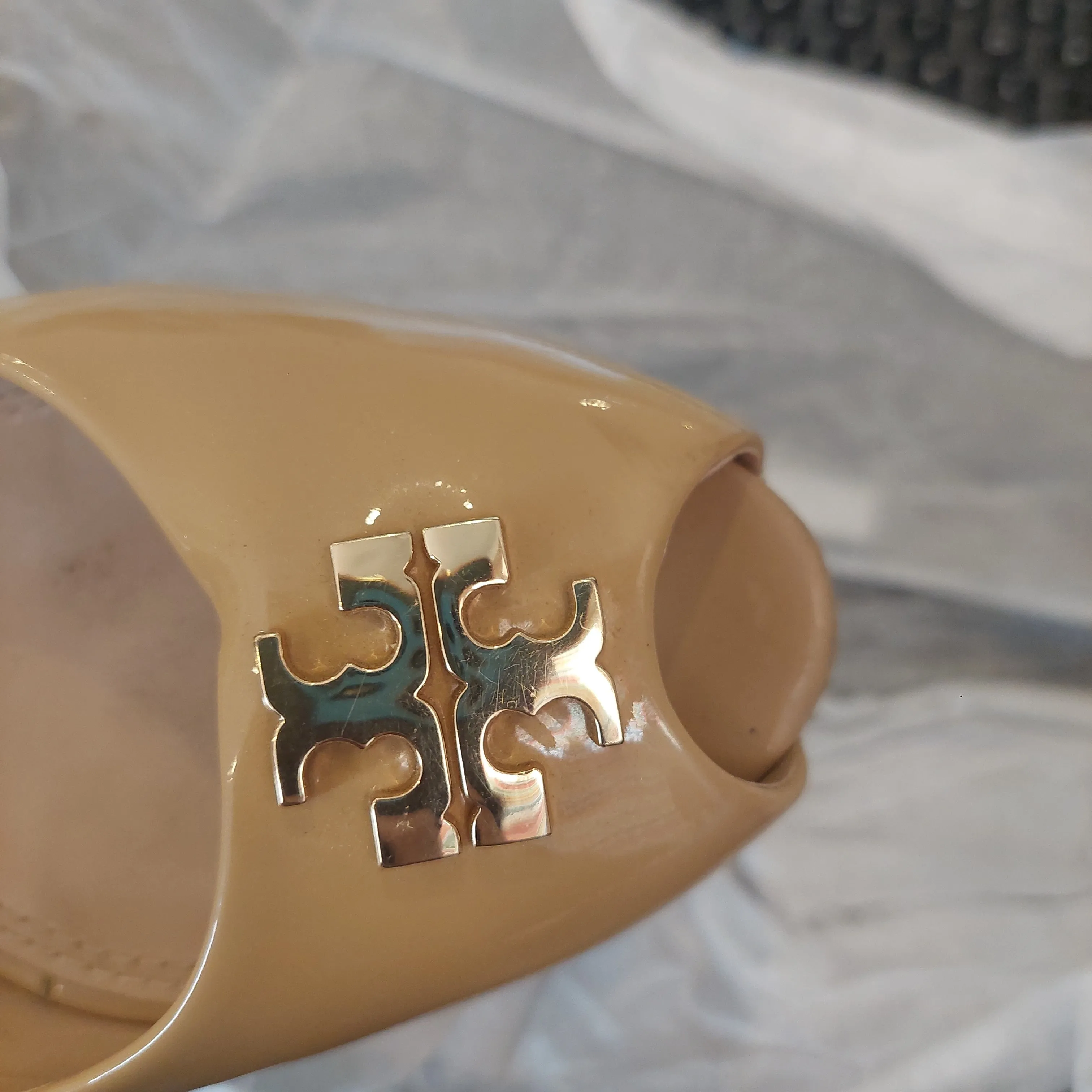 Tory Burch Burnt Almond Jade Peep-toe Wedges | Pre Loved |