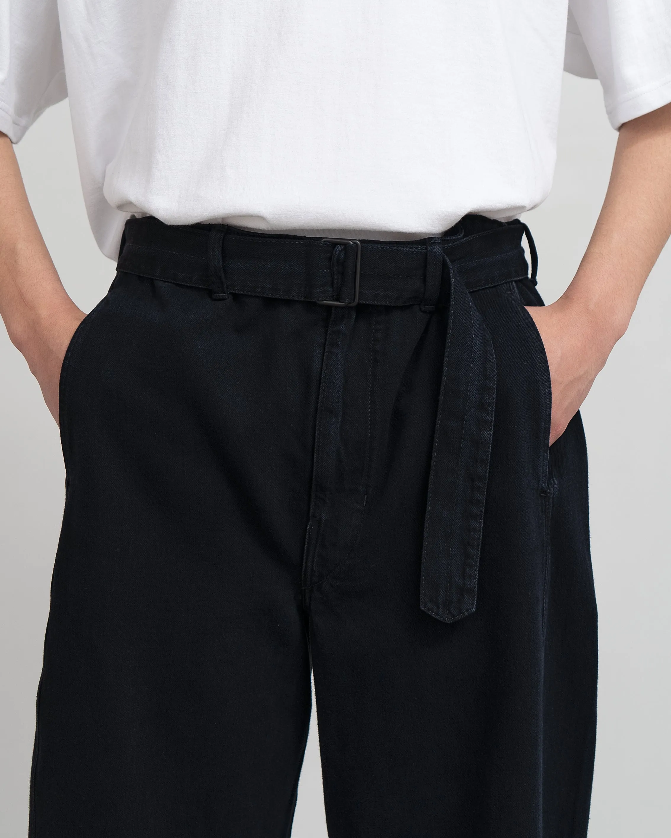 TWISTED SHORTS