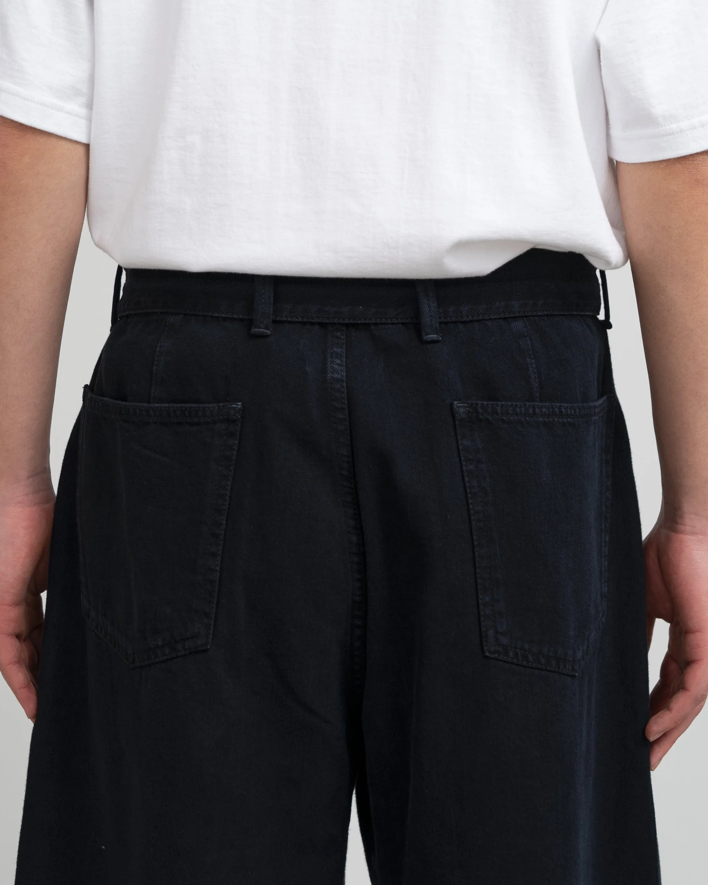 TWISTED SHORTS